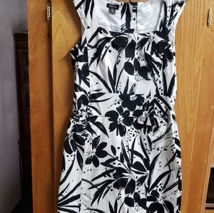 Sleeveless Black & Floral Dress